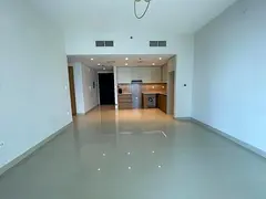 1BR | High floor | Vacant| Harbour views 2|