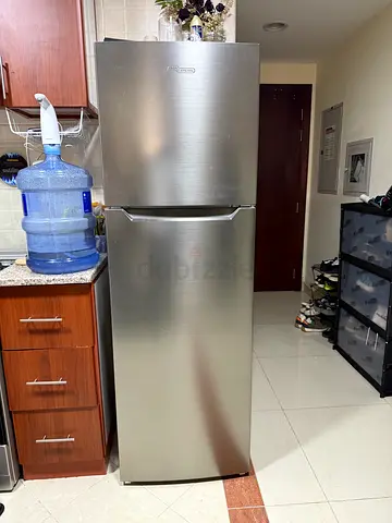 Used double-door super general refrigerator - good condition