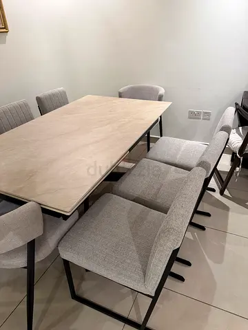 Extendable Dining Table