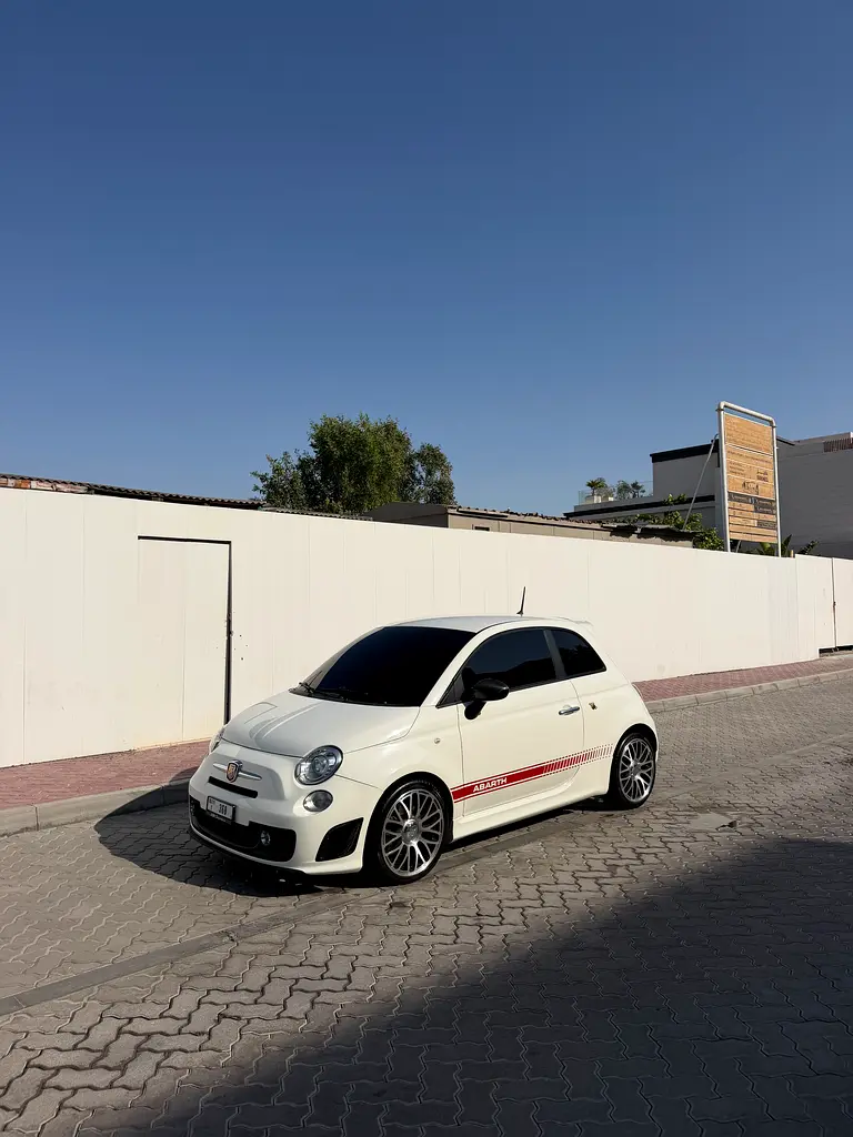 Abarth 500 2013 — photo 1 of 8