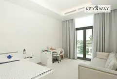 5BR Near Lagoon | Upgraded | Vacant on Transfer