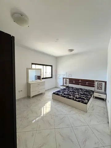 Fully furnished a very big hall with seperate  washroom and having sea view executive bachelors