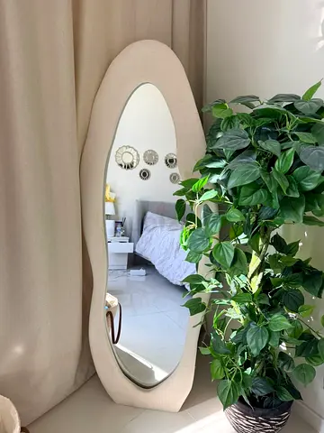 Full-Length Modern Freestanding Mirror with Curved Frame