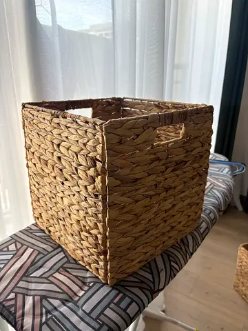 Storage / Box / bucket