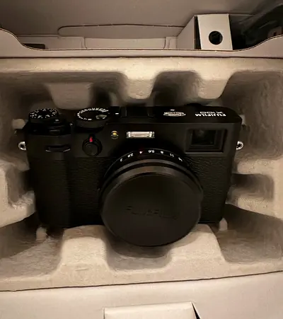 Fujifilm x100v