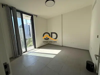 Stunning 2 Bedrooms with Balcony in Boulevard