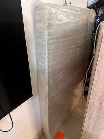 Queen Size bed Orthopedic type available in good condition
