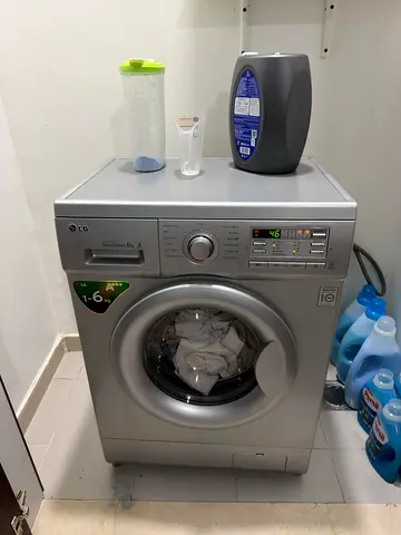 LG Washing Machine ( urgent sale)