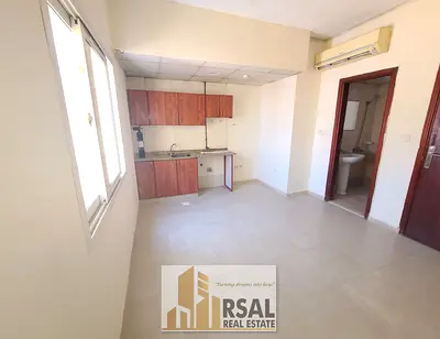 Specious Studio/Family Building/Close Kitchen/Near Muwahila Bus Station
