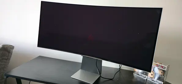Samsung Odyssey OLED G8 34 ultrawide curved gaming monitor