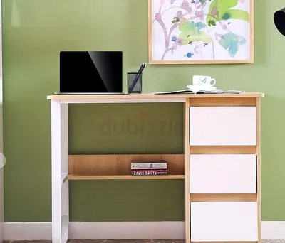 Dario Office Table with Chair