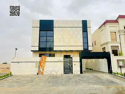 Prime Location - Two Floors & Roof - Registration Included