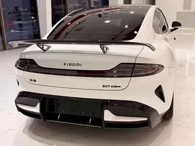 صورة 7 لـ 2025 Xiaomi SU7