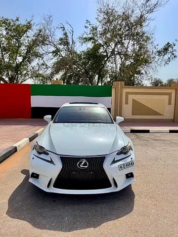 Lexus Is 350 F Sport -Gcc