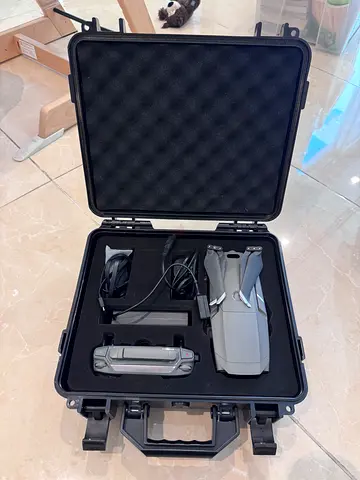 DJI  Mavic 2 with Hard Protective Carry Case and controller - Excellent Condition