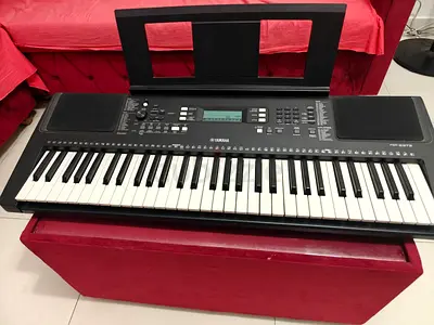 Yamaha Portable Keyboard PSR E373 - Excellent Condition * AED 800 Only