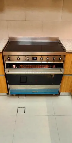 Induction Smeg Freestanding Cooker Range Size 90cm