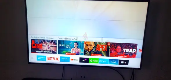 43-inch Samsung Smart 4K UHD TV in Good working condition