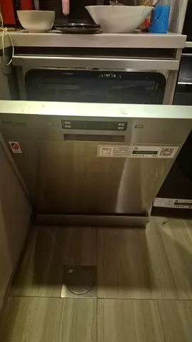 Built-in Stainless Steel Dishwasher - perfect Working Condition