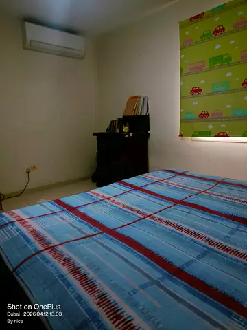 Fully furnished Spacious Master bedroom with all the amenities for Single Lady or Couple