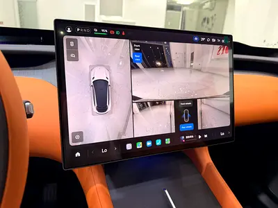 صورة 12 لـ 2025 Xiaomi YU7