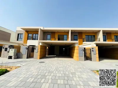 تاون هاوس للبيع في Azha Community | تصميم عصري | موقع مميز