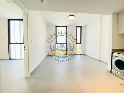 LAXURY 1BEDROOM FOR RENT IN SOLO 4 WITH ALL FACILITIES AT PRIME LOCATION JUST IN 50K CLOSE TO SHARJ