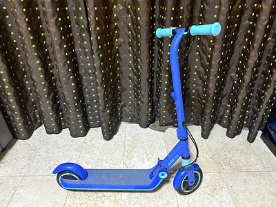 Ninebots Light Blue Kids Electric  Scooter - good condition, light use
