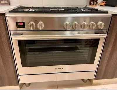Bosch series 8 top gas oven electric cooker 90 by 60 cm latest model like new condition