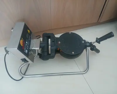 Waffle maker