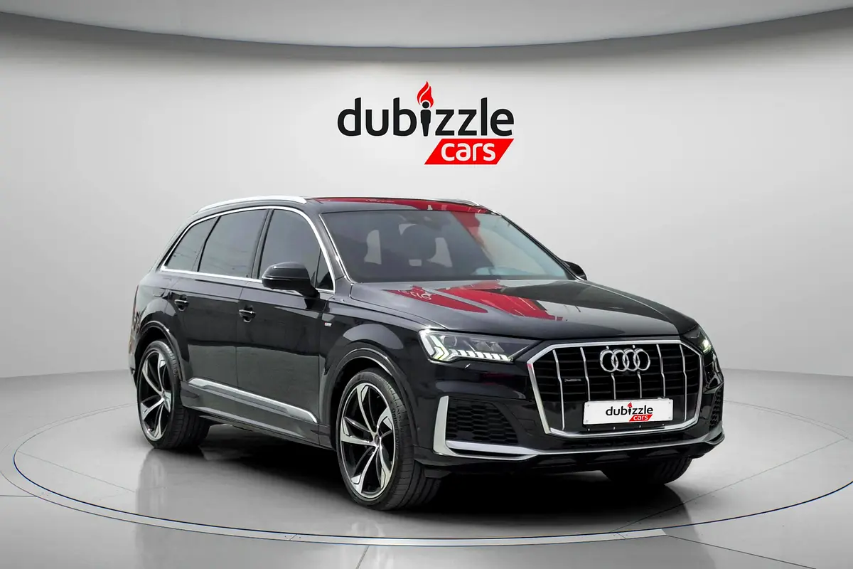 Audi Q7 2021 — photo 1 of 15