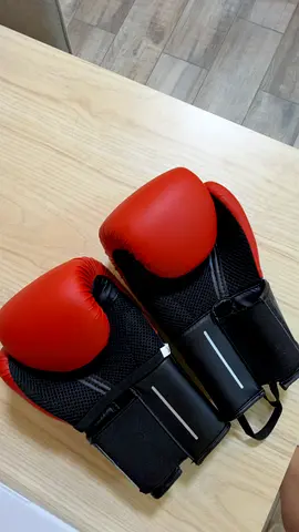 Pair of red training boxing gloves - lightly used