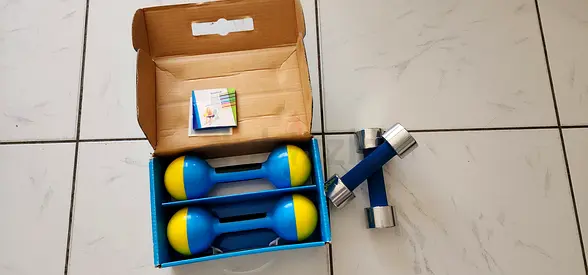 Pair of light dumbbells (2x plastic 8kg) - New