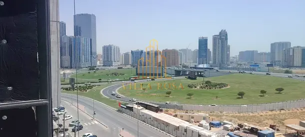 بنتهاوس فاخر تملك حر لجميع الجنسيات في قلب الشارقة