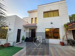 Villa for sale, 5,000 sq ft, 5 master bedrooms, in Al Rawda 1 area