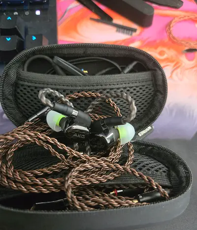 AKG N5005 Flagship IEM