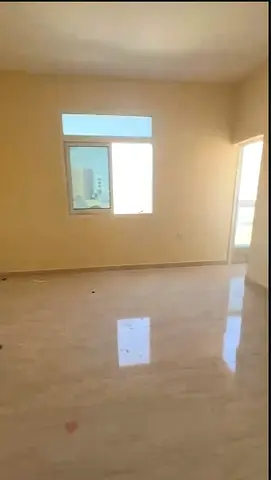 2 حمام بلكونة تشطيبات جيدة مناسبة لجميع الجنسيات موقع حيوي قريب من الخدمات والمرافق