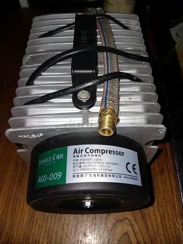 Fish tank air pump