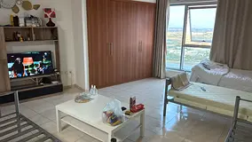 Bed space for rent dubai land
