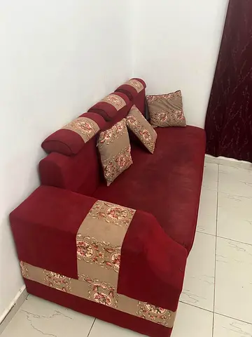 Red Fabric 3-Seater Sofa with Decorative Cushions
