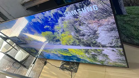 SAMSUMG QLED 85Q70D smart 4k tv