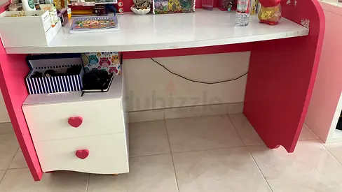 desk