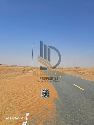 🏭 فرصة استثمارية مميزة | أرض صناعية للبيع في القاسمية – الشارقة 🏭 📍 موقع استراتيجي على حدود دبي مباشرة – شارع حتا  📍 مقابل سوق التنين مباشرة وعلى