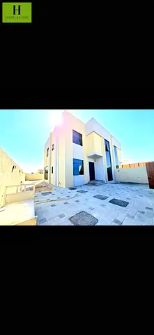 Brandnew Modern Design Specious Size 5BR Corner Villa Ready to Move