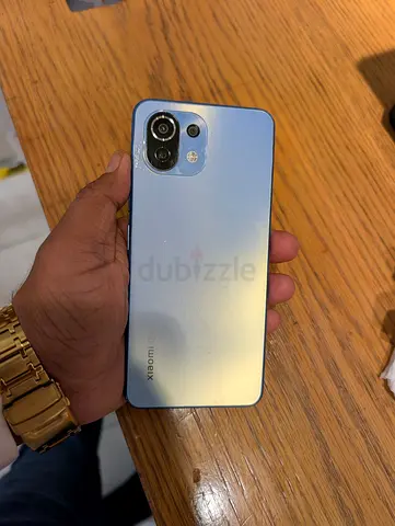 Xiaomi 11 LITE NE , Excellent working condition. Very less used for online class only for my kids.
