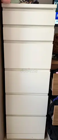 White tall drawers