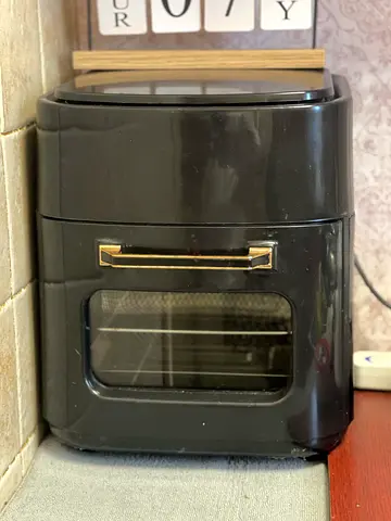 Compact Black Air Fryer Oven - Good Working Condition