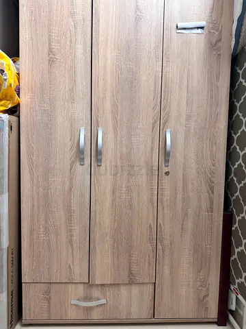 Light Oak 3-Drawer Dresser with Side Drawer - Good Condition