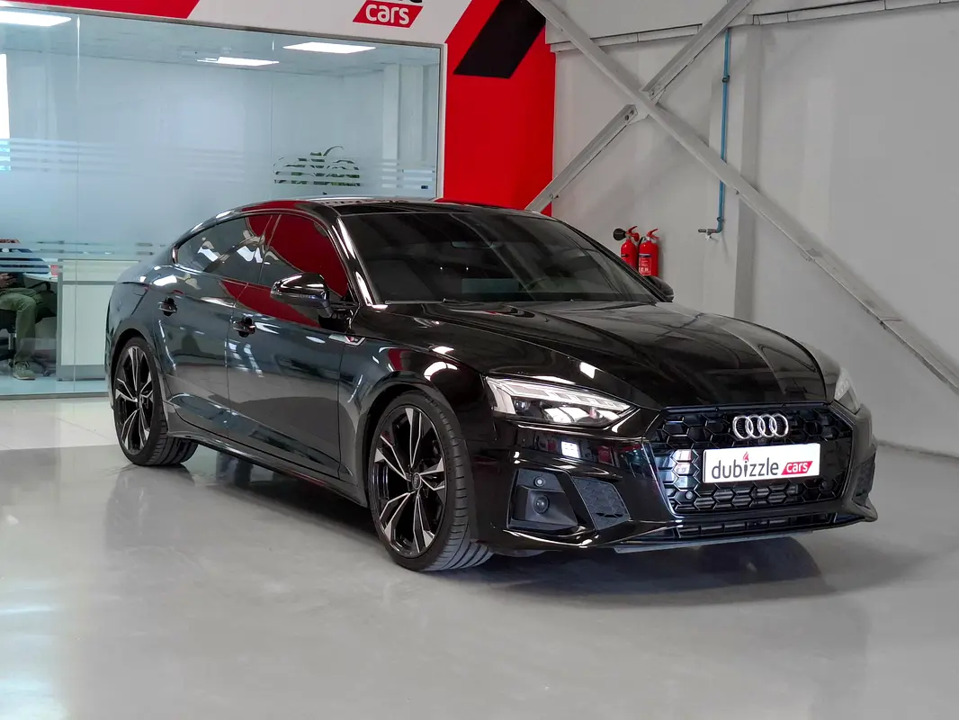 Audi A5 2022 — photo 1 of 14