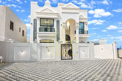 Fees included - Freehold - Super Deluxe finishing